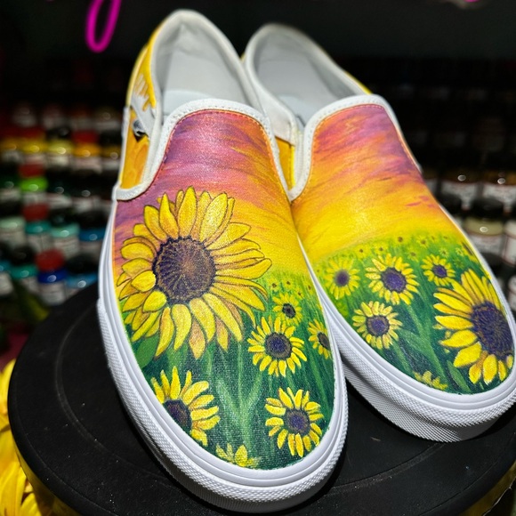 Custom painted Sunflower Vans Size 8 women’s - Picture 3 of 5